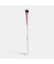 Кисть для консилера, теней, пигметов PLAYINN MAKEUP BRUSH 205