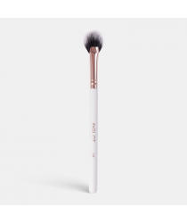 Кисть для хайлайтера PLAYINN MAKEUP BRUSH 204